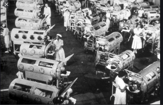 Polio iron lung   PHOTO